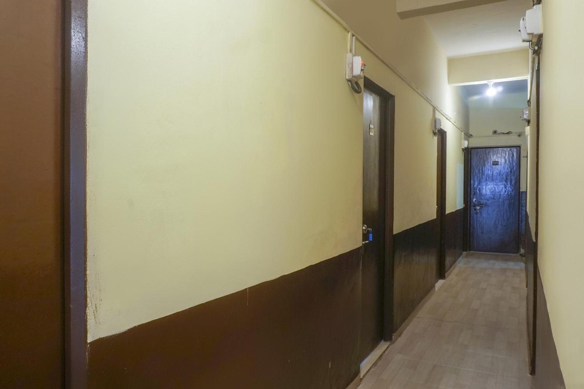 Hotel O R K Hotel Pimpri-Chinchwad Exteriér fotografie