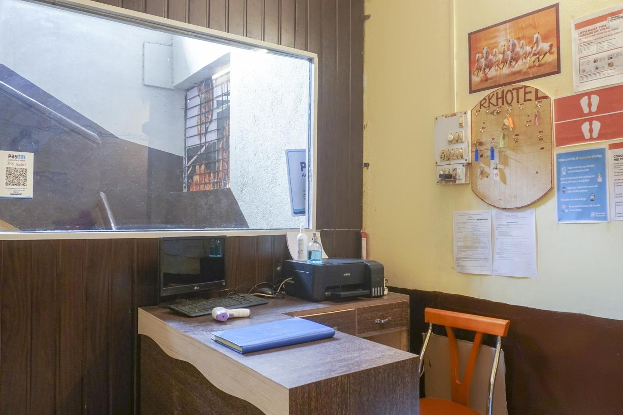 Hotel O R K Hotel Pimpri-Chinchwad Exteriér fotografie