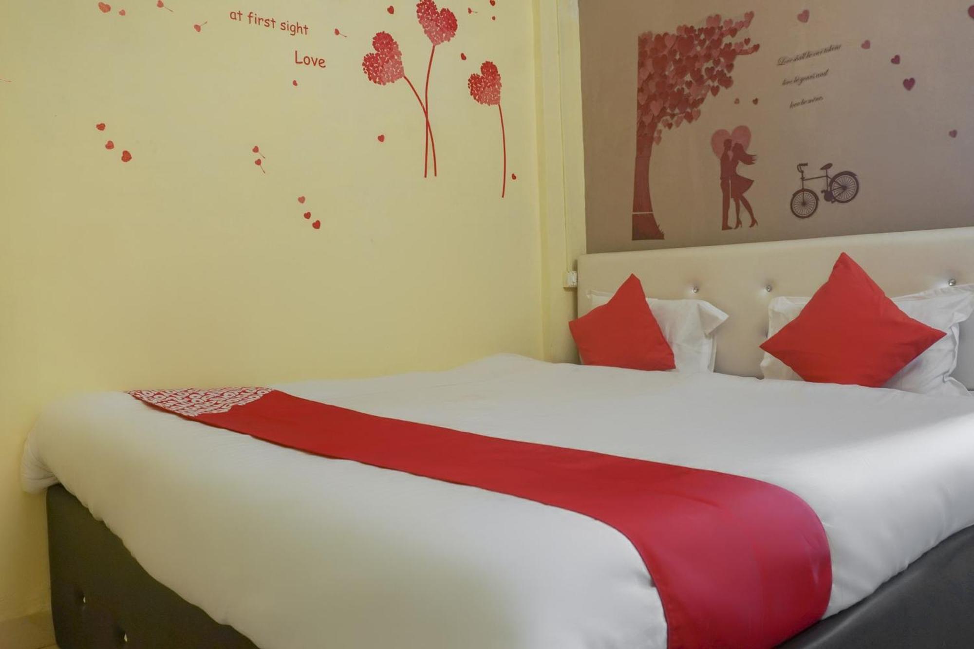 Hotel O R K Hotel Pimpri-Chinchwad Exteriér fotografie